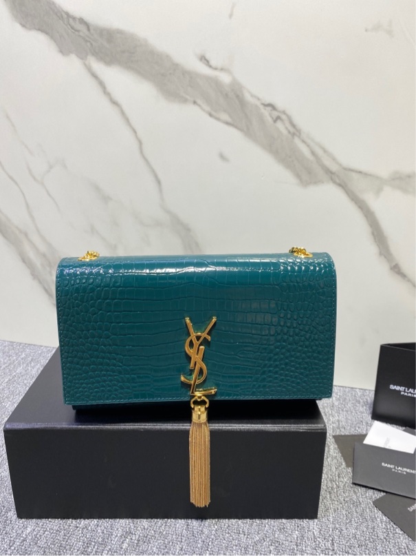 YSL 377829 DarkvGreen